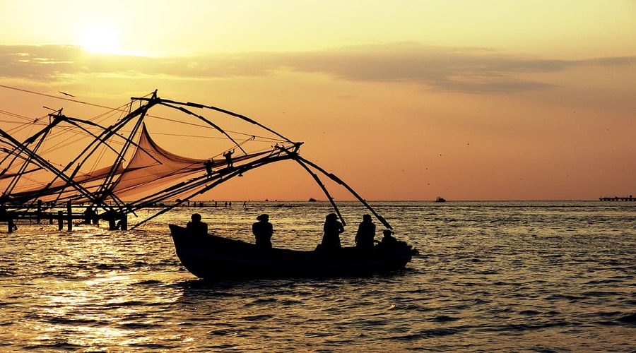 chinese fishing nets| Best Kerala tour packages