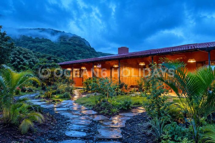 Mountain & Hill Resorts