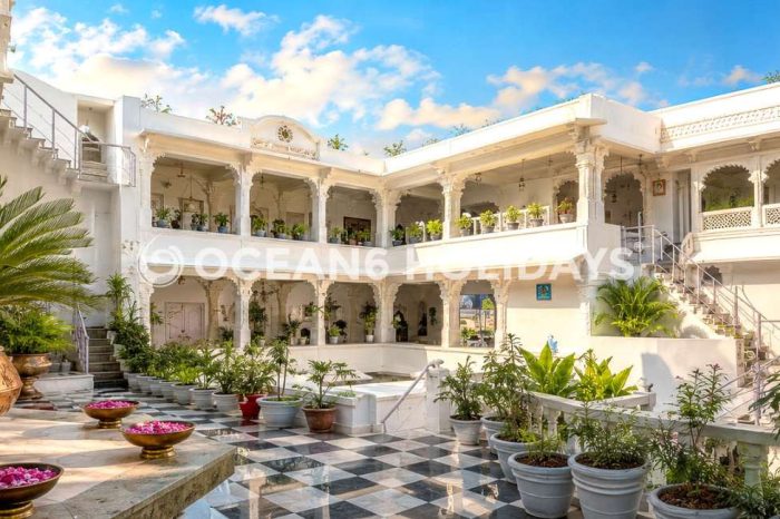 Mountain & Hill Resorts