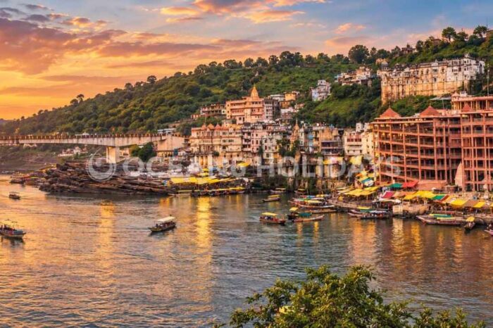 2N/3D Sailani Island, Omkareshwar & Maheshwar Tour